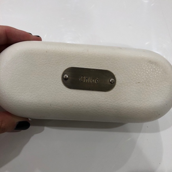 Chloe Sunglasses with Case - Picture 7 of 7